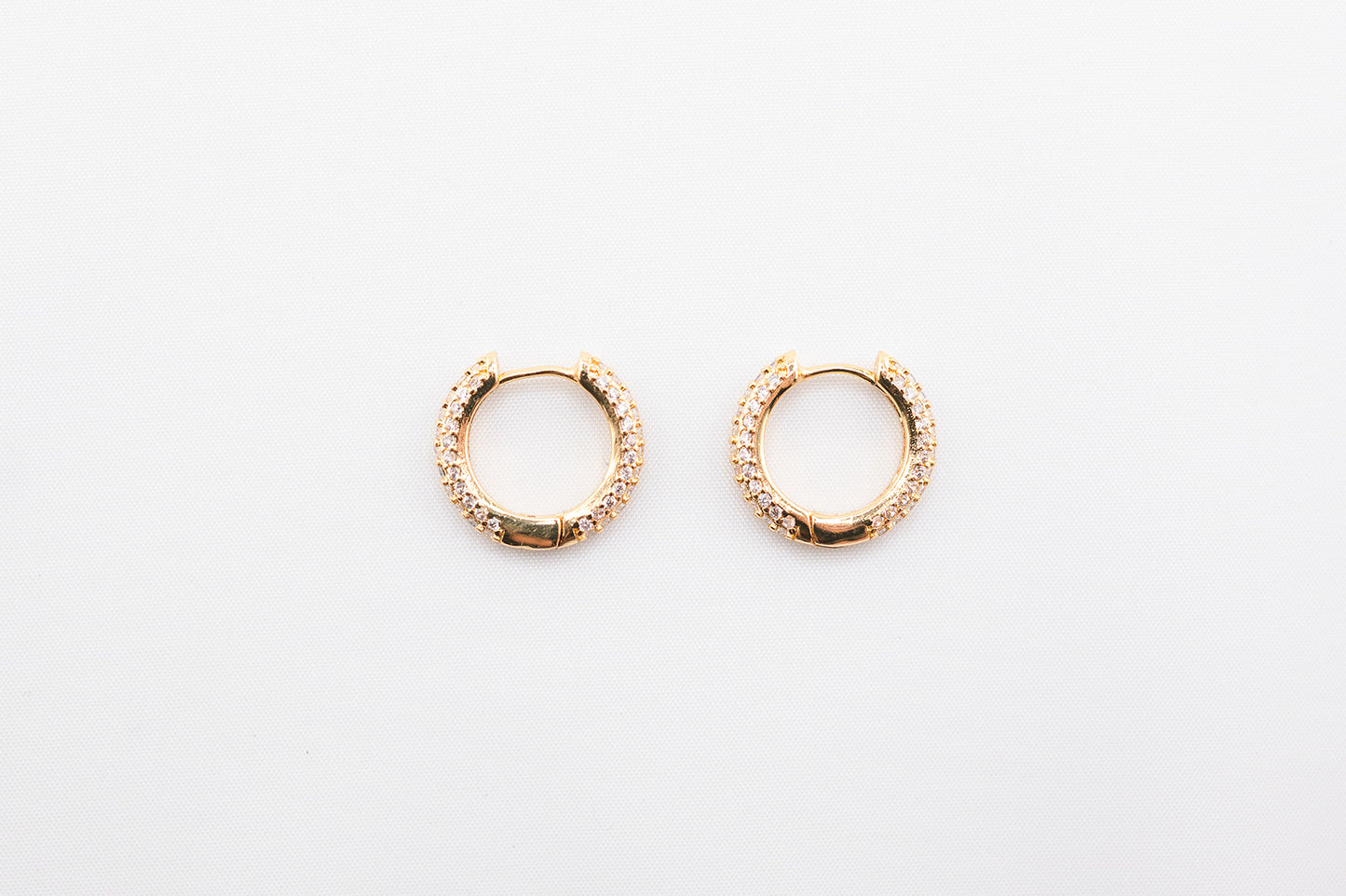 Pavé Diamond Huggie (Gold)