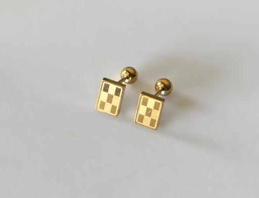 Checkerboard Screwback (Gold)