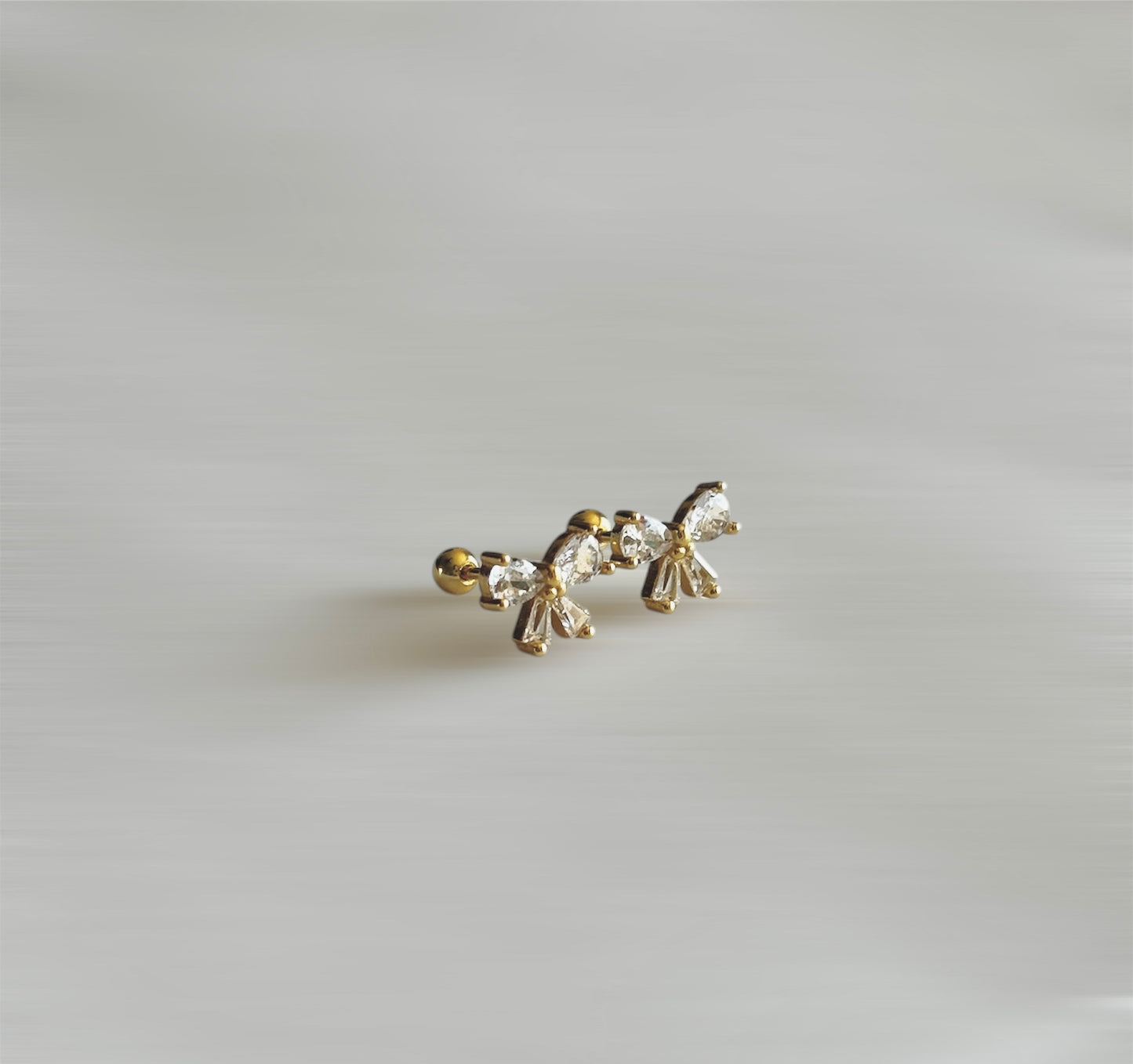 Bow Diamond Screwback