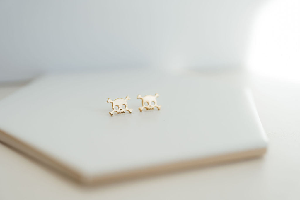 Crossbone Stud (Gold)