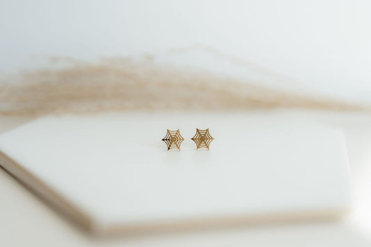 Spider Web Stud