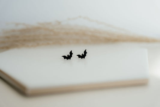 Bat Stud