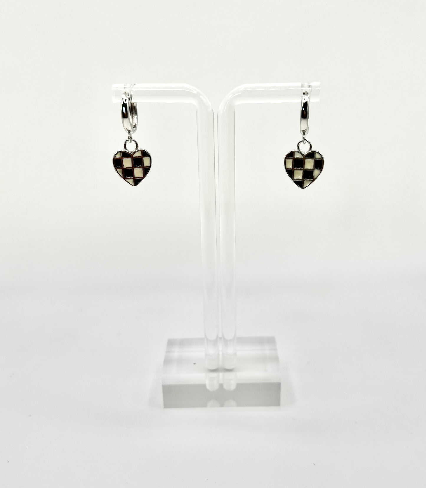 Checkered Heart Dangle (Silver)