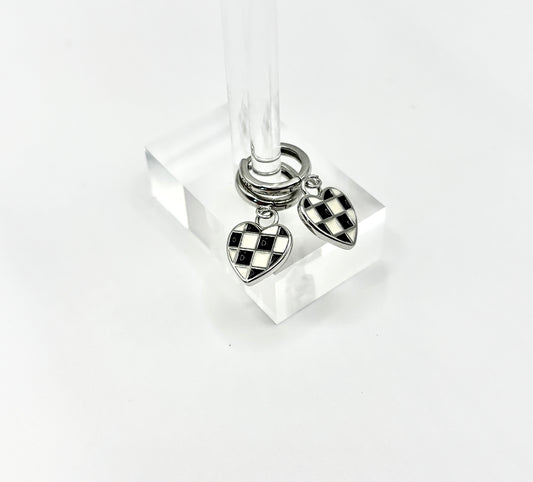 Checkered Heart Dangle (Silver)