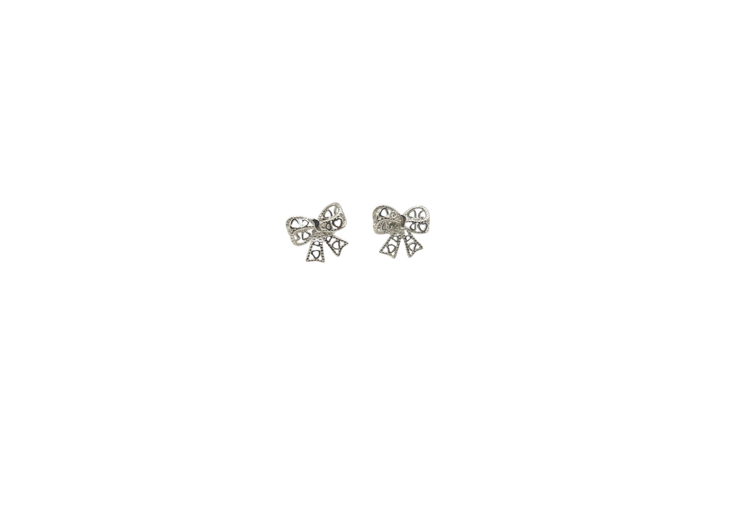 Heart Cutout Bow Stud